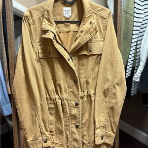 GAP Tan Utility Jacket with Collared Neckline and Cinched Waist